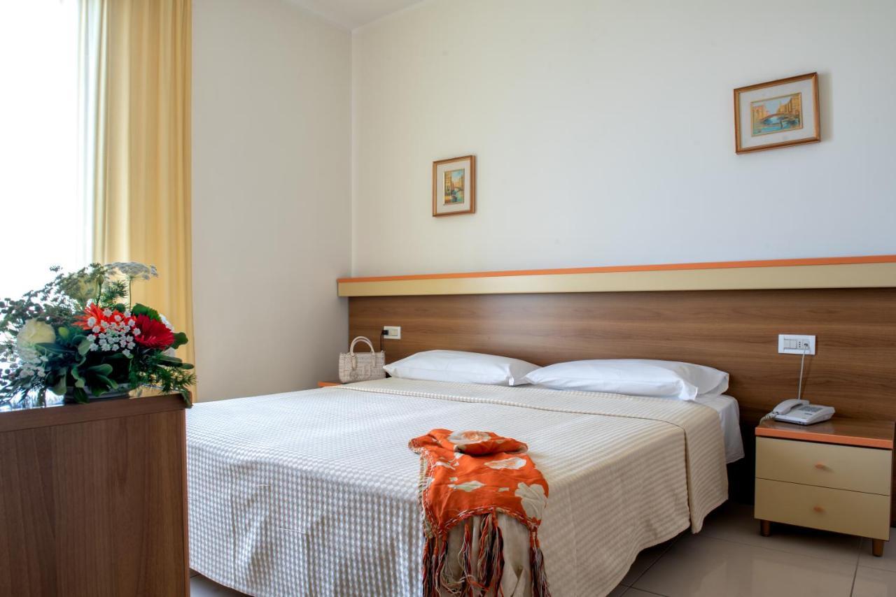 Hotel Le Tegnue 소토마리나 외부 사진
